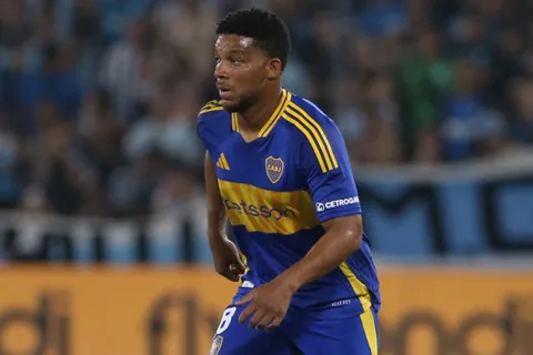 Newell's sorprende a Boca y quiere llevarse a Frank Fabra
