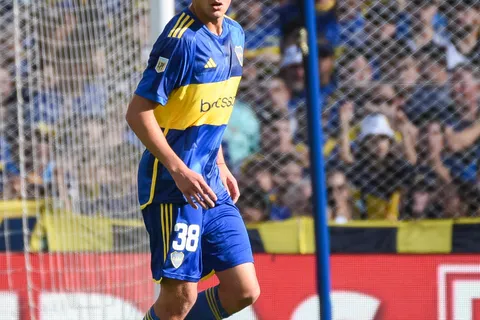 Aaron Anselmino en Boca Juniors