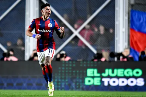 Adam Bareiro, delantero de San Lorenzo