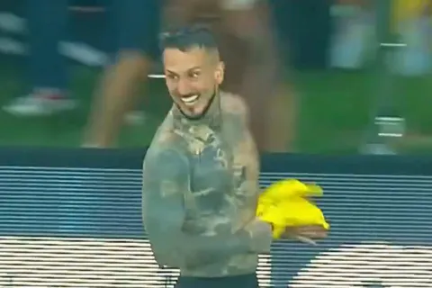 Darío Benedetto metió un golazo en Ecuador y habló: ¿será rival de Boca en la Copa Libertadores?
