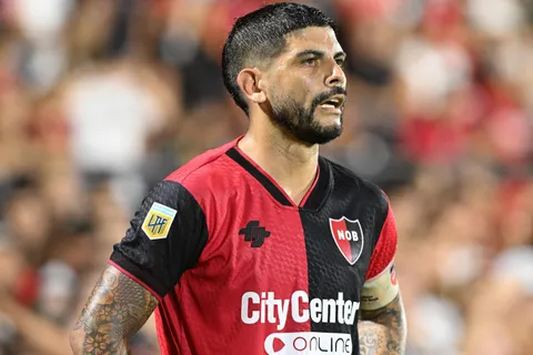 ¿Juega contra Boca? Qué se sabe de Éver Banega