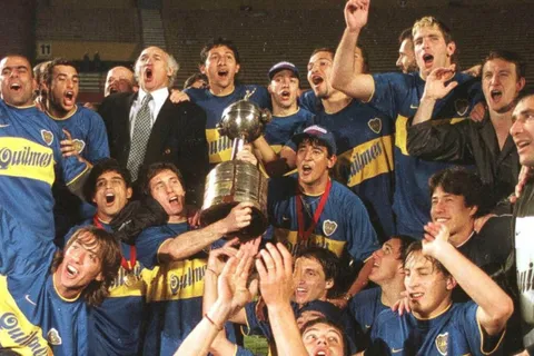 Fue defensor, ganó la Copa Libertadores con Boca, pero dio sus primeros pasos como delantero