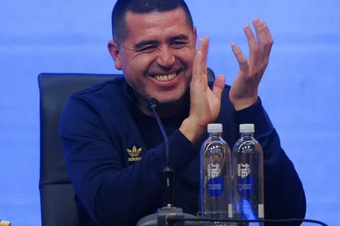 Riquelme en la conferencia de prensa sobre su despedida