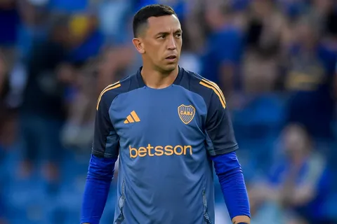 Russo piensa sacarlo, pero Agustín Marchesín le pidió ser titular con Central: "Quiere jugar"