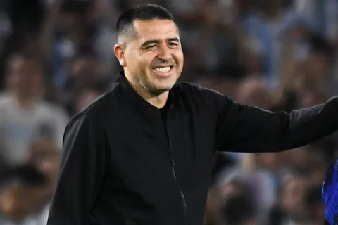 Riquelme sonríe: Leandro Lozano será el primer refuerzo de Boca en el mercado de pases