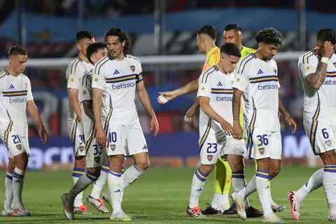 Con Cristian Medina y Miguel Merentiel ausentes: los concentrados de Boca vs. Riestra