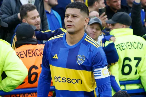La picante respuesta de Marcos Rojo a un periodista en las redes por su lesión: "Vos..."