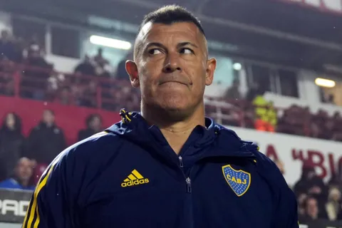 Almirón tiene todo listo: el once que se perfila para visitar a Godoy Cruz