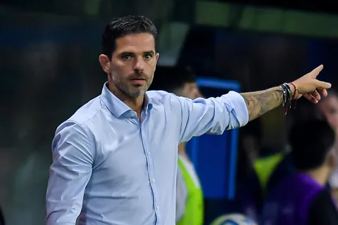 Fernando Gago se plantó sobre su futuro como DT de Boca: "Hay que cortarla"