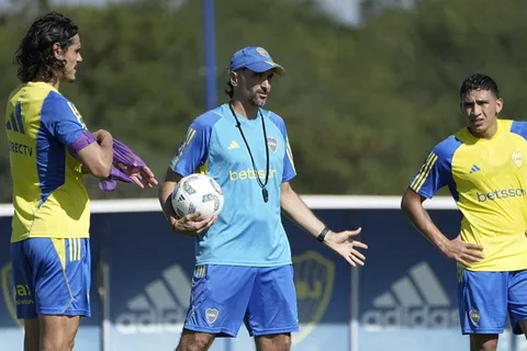 ¿Once cambios? El sorpresivo equipo que probó Diego Martínez en Boca antes de viajar a Potosí