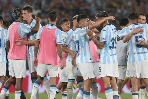 Arias y Maravilla Martínez estaban en duda para el Boca-Racing, pero finalmente serían titulares