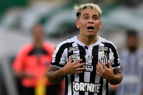 Yeferson Soteldo en Santos