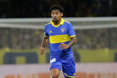 Revelaron por qué Almirón sacó a Medina del equipo titular: "Está claro..."