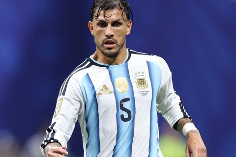 ¿Juega Leandro Paredes? El plan de Scaloni para Argentina vs. Suiza por el Mundial 2026