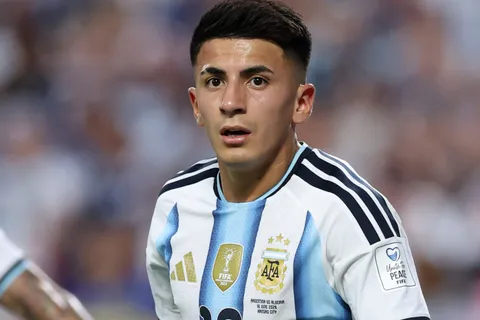 Complica a Boca: la oferta millonaria que preparan por Thiago Almada desde Arabia