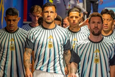 Paredes "le está comiendo la cabeza" a Gerónimo Rulli para que se sume a Boca