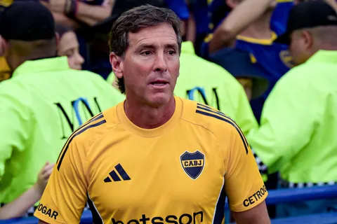 Claudio Úbeda, con pocas chances de seguir en Boca ante el fracaso en la Libertadores