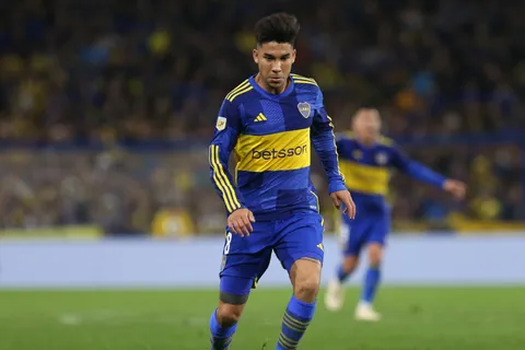 No renovó pero siguió jugando en Boca: el caso de Eduardo Salvio que se parece al de Pol Fernández