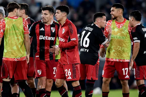 No solo Fausto Vera: Juanfer Quintero también puede perderse el duelo con Boca por lesión