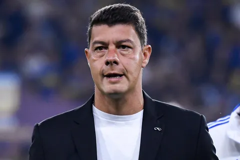 Otra picante respuesta de Sebastián Battaglia a Cascini: "Al que le duela que se haga cargo"