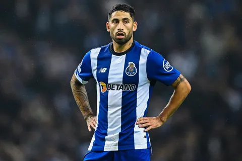 Alan Varela fue clave en la victoria del Porto y los hinchas fueron muy elogiosos con él