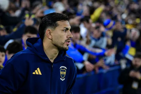 Marco Materazzi mostró en redes que Leandro Paredes le regaló su camiseta de Boca