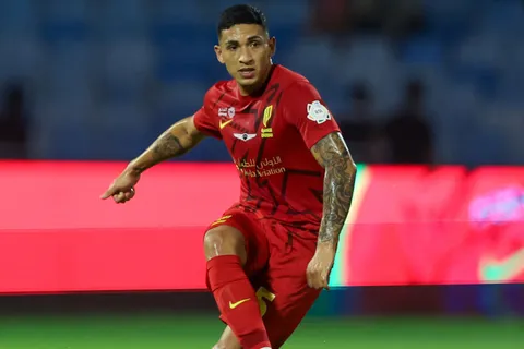 Equi Fernández ya eligió: Real Sociedad está a punto de sacarlo de Arabia