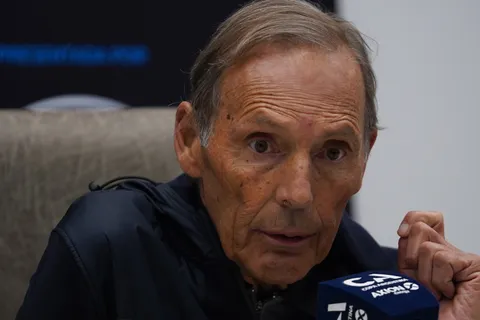 La primera decisión de Miguel Russo tras la eliminación que trajo más polémica en Boca: "Nos toman el pelo"