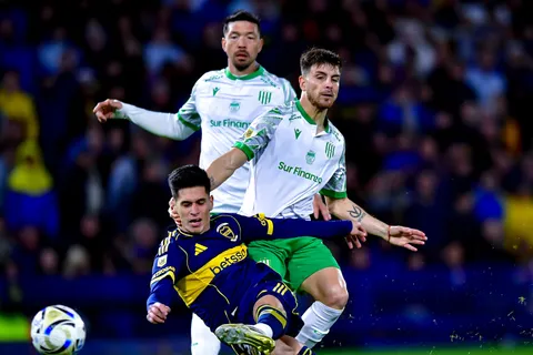 El fuerte reclamo de Banfield por el arbitraje contra Boca: "Es una vergüenza"