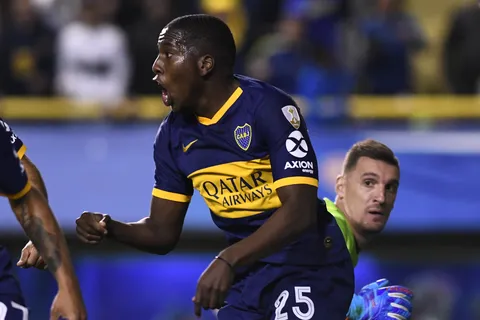 ¿Se suma? Revelaron cuál es la intención de Hurtado ante su posible regreso a Boca