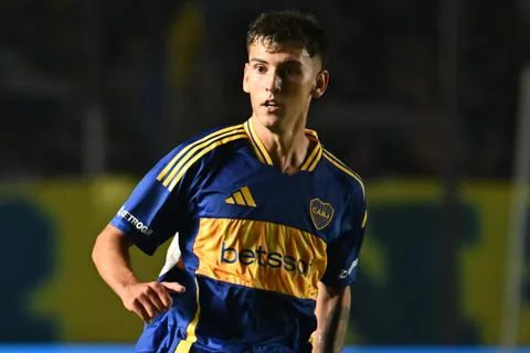 Úbeda apostó por Camilo Rey Domenech y vuelve a ser titular en Boca después de más de un año