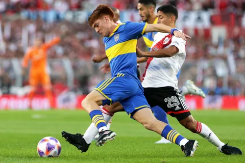 ¿Otro cambio? La extraña fecha alternativa para el Boca-River: "Está el OK de la TV"