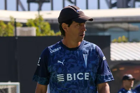 ¿Palito para Boca? La reacción del DT de Universidad Católica al Grupo D: “Quizás…”