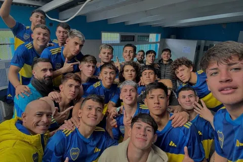Los 3 juveniles de Boca que firmaron su primer contrato