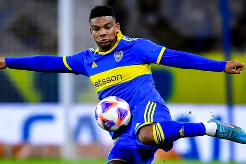 El Beto Márcico bancó a Frank Fabra y lo pidió para el Superclásico: “Tiene que jugar"
