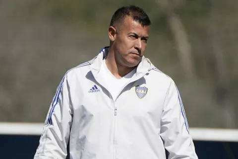 Weigandt de 3: el equipo que probó Almirón para jugar contra Talleres por Copa Argentina