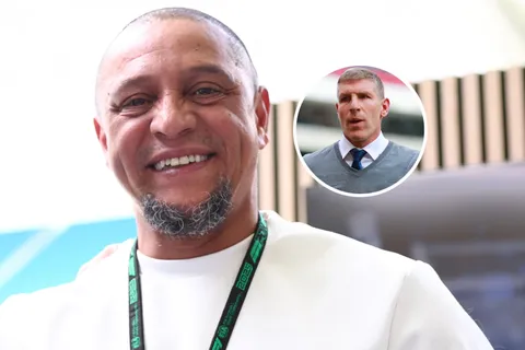 Las gastadas de Martín Palermo a Roberto Carlos por Whatsapp por Japón 2000: "Siempre me lo dice..."