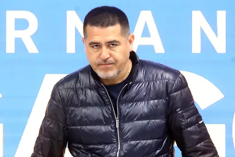 Cuándo y cómo fueron las charlas que Riquelme tuvo con los jugadores en malos momentos de Boca