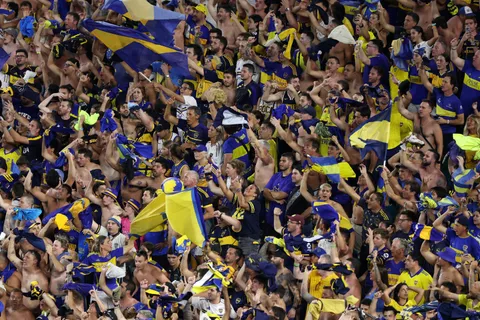La frase de Ayrton Costa que emocionó a los hinchas de Boca: "Cuando los veo cantar..."