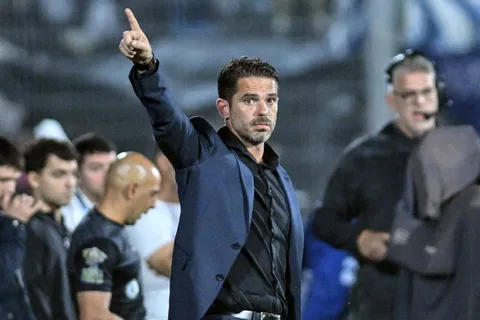 Fernando Gago hará cambios en la defensa de Boca: quiénes salen y por qué