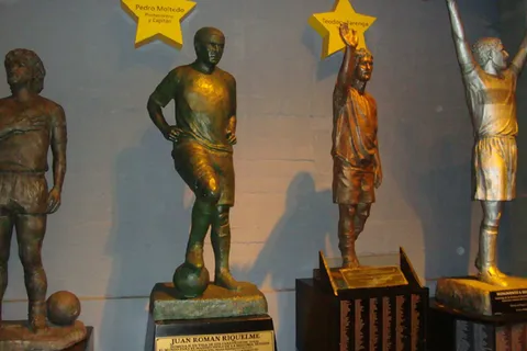Este jueves se presenta la nueva estatua para uno de los ídolos de Boca: los detalles