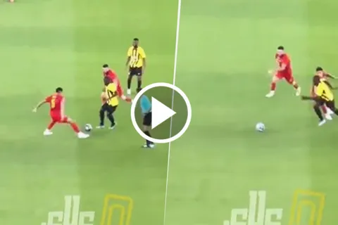 VIDEO | El tremendo caño de N'Golo Kanté a Equi Fernández en su debut en Arabia