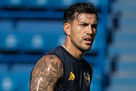 El viaje de Paredes en vacaciones que volvió locos a los hinchas de Boca: "Lo fue a convencer"