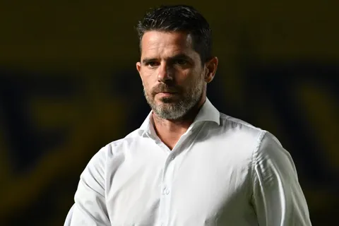 El detalle legal que complica a Boca: por culpa de Fernando Gago, no podrá presentar a su nuevo DT de manera oficial