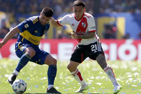 Juega Boca: formaciones, horario y cómo ver el partido vs. River