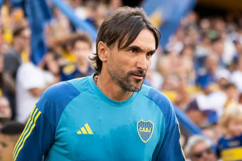 Diego Martínez piensa en Figal y Rojo como titulares en la zaga central de Boca