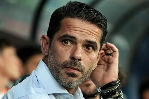 Gago apuesta por los experimentados: desde que llegó a Boca, los juveniles perdieron terreno