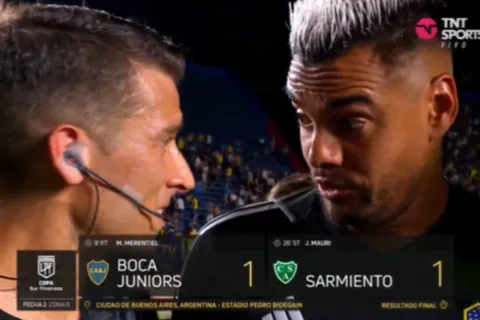 La frase de Sergio Romero al árbitro tras el empate de Boca con Sarmiento