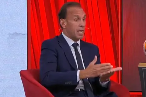 Navarro Montoya dio una explicación sobre el blooper de Chiquito Romero en el gol anulado a Tigre
