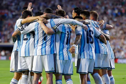 ¿Juega Paredes? La formación confirmada de Argentina ante Argelia por el Mundial 2026